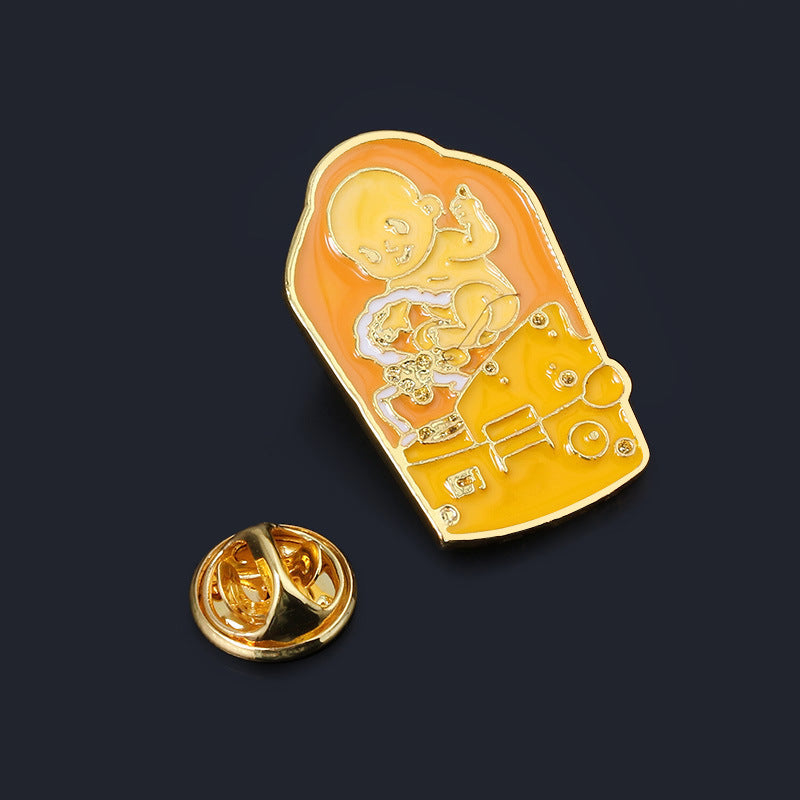 Death Stranding Bonus Brigitte Baby Nursery Model Brooch